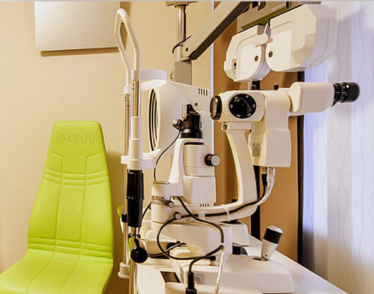 Brillen Zeunert - Wir suchen einen Augenoptiker
